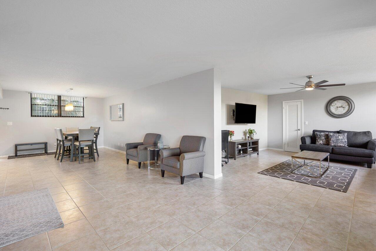 2420 Deer Creek Country Club Boulevard 205-D, Deerfield Beach Unit: 205-D