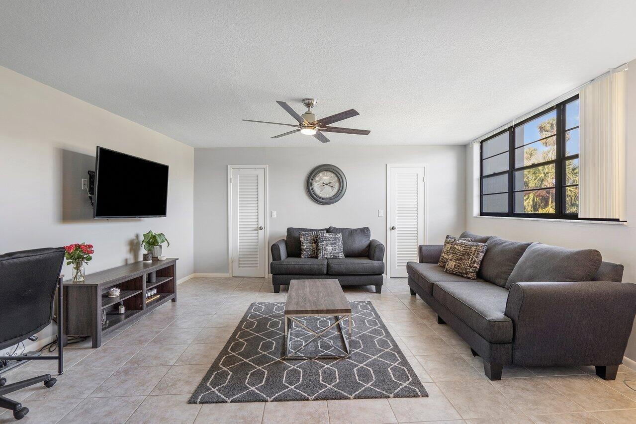 2420 Deer Creek Country Club Boulevard 205-D, Deerfield Beach Unit: 205-D