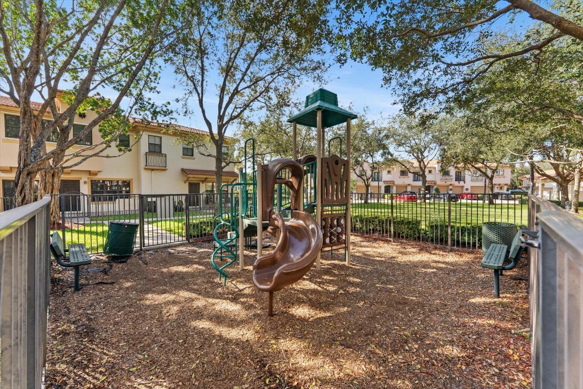 4735 Preserve Street, Coconut Creek