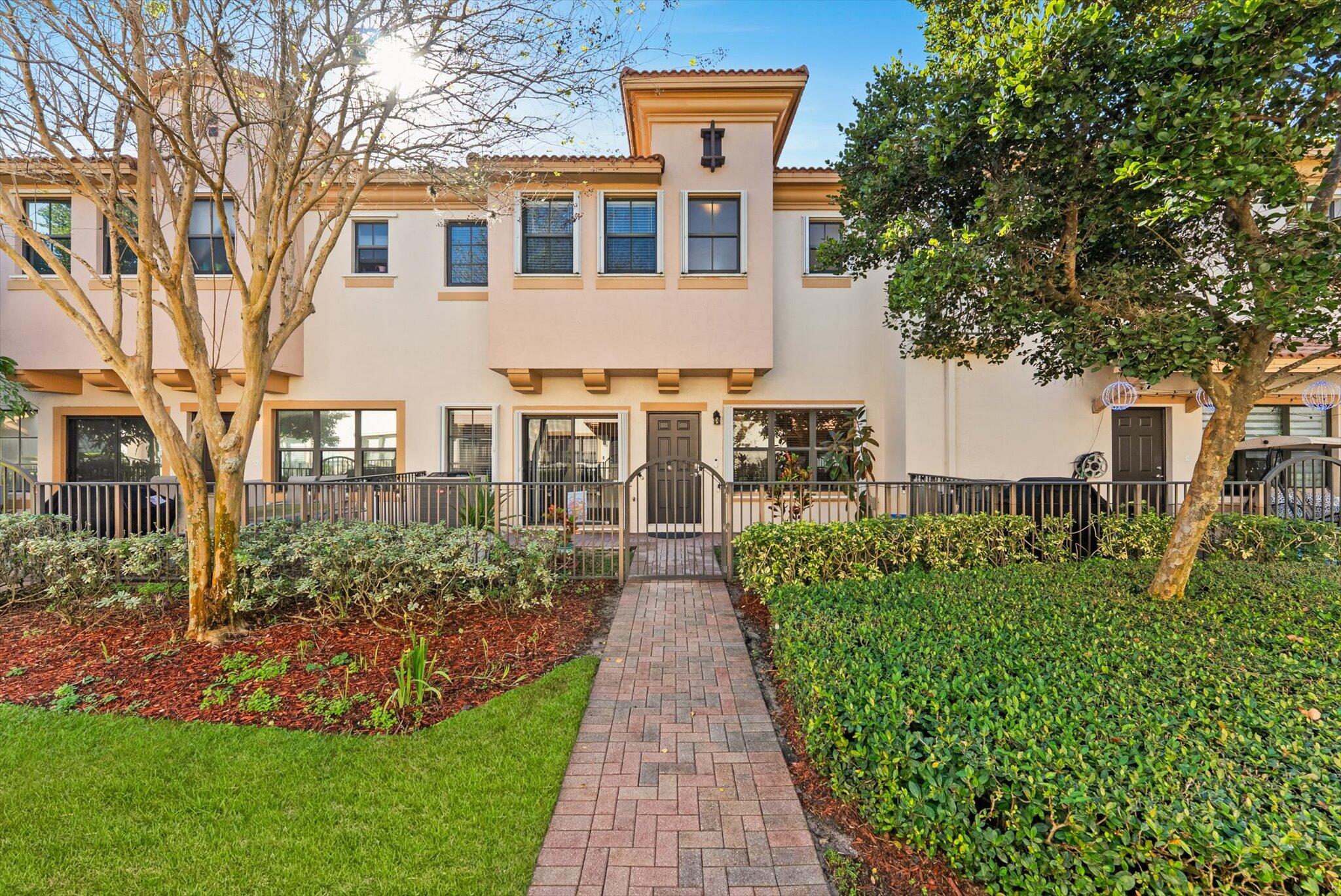 4735 Preserve Street, Coconut Creek
