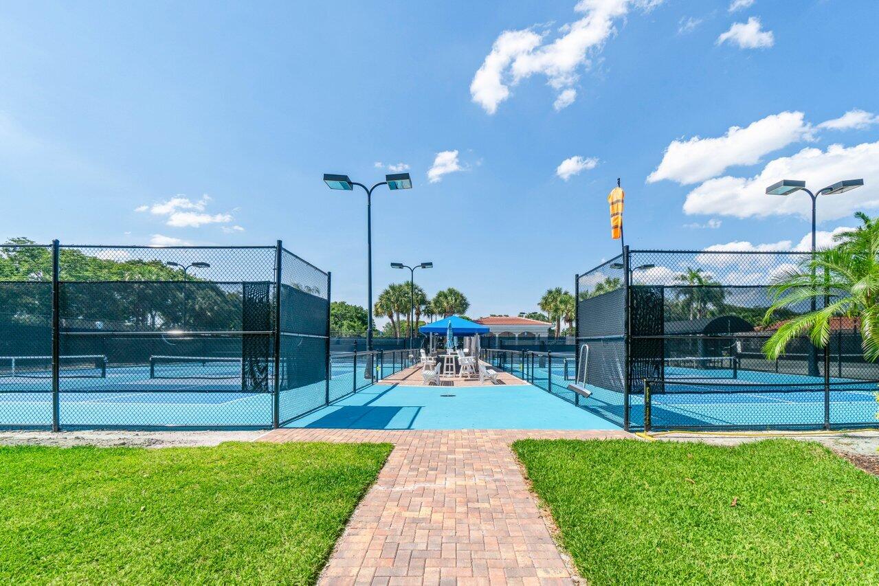 11518 Pamplona Boulevard