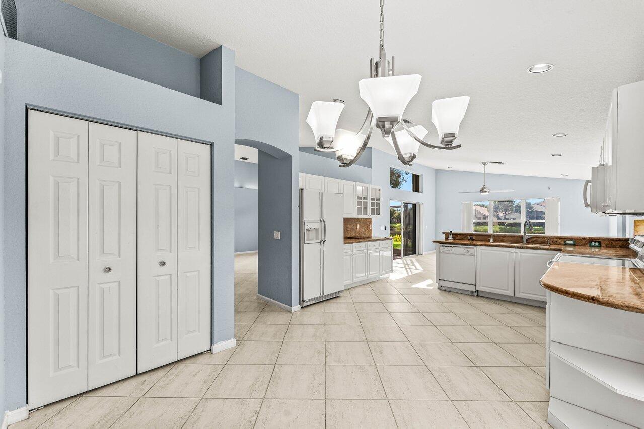 11518 Pamplona Boulevard