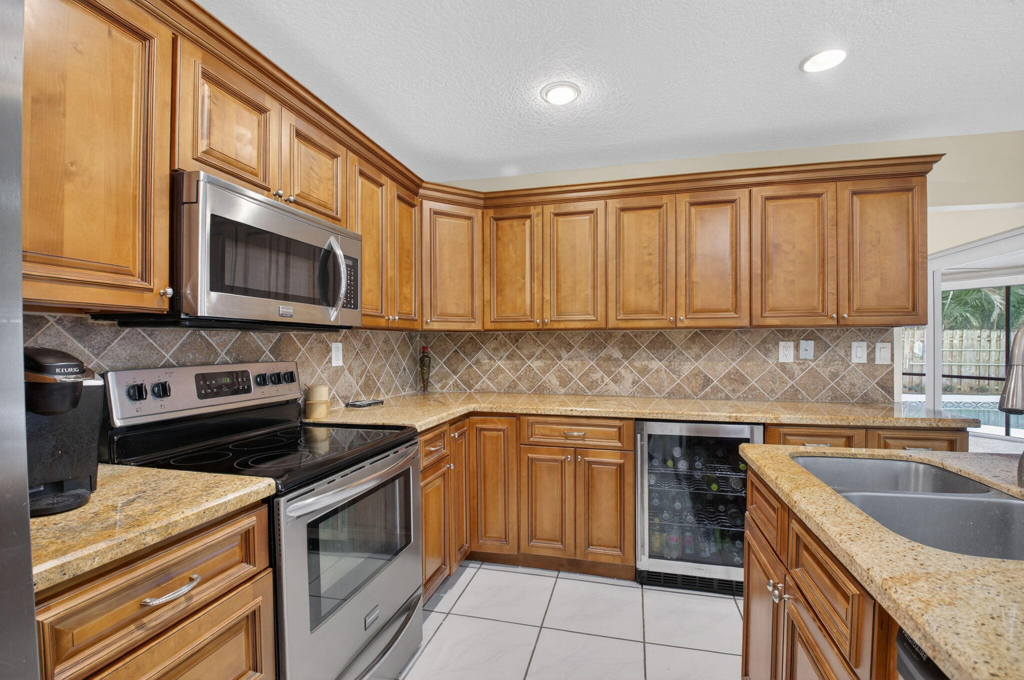 966 NW 37th Avenue, Delray Beach