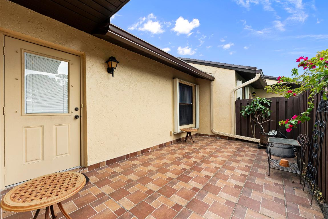 823 Sky Pine Way D, Greenacres Unit: D