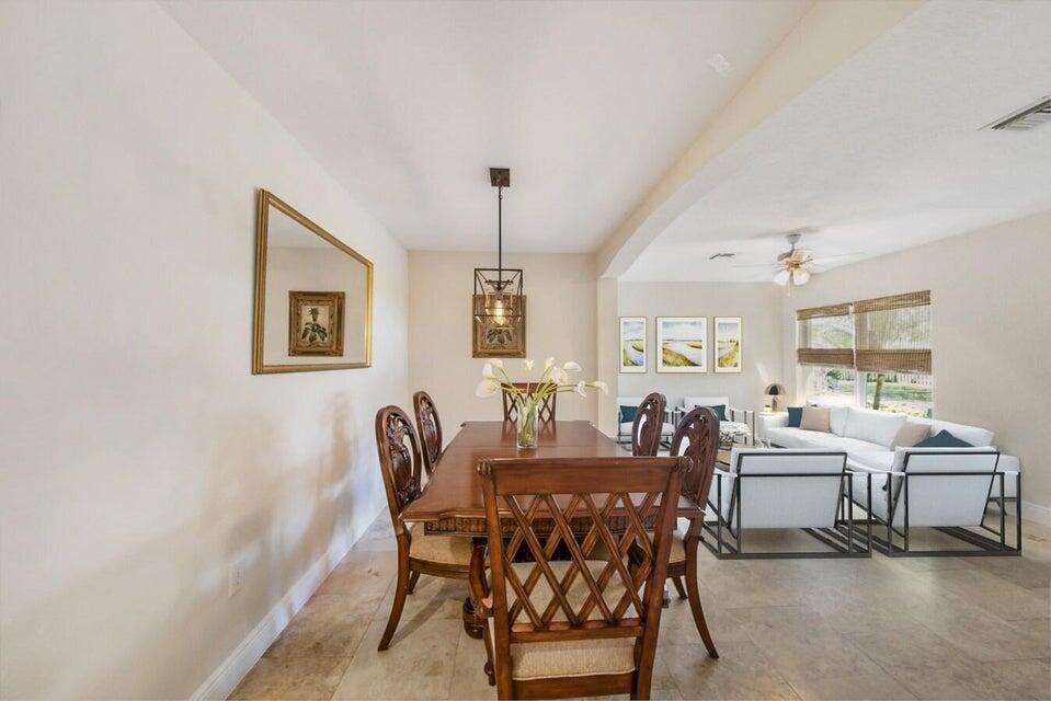 2220 W Pineridge Court, Delray Beach