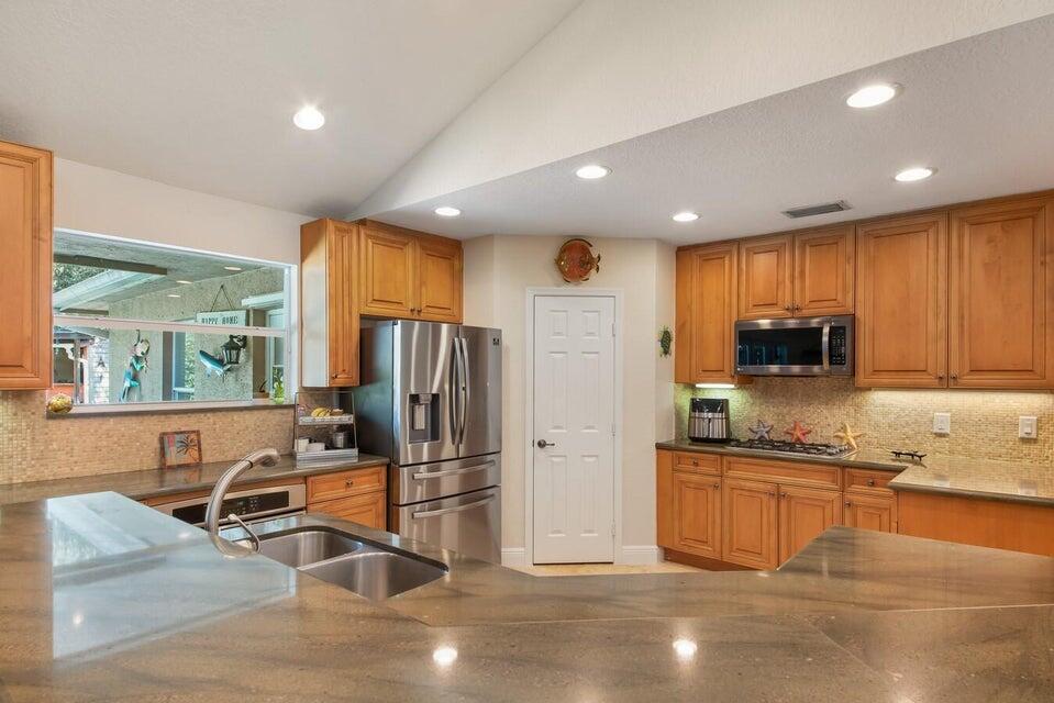 2220 W Pineridge Court, Delray Beach