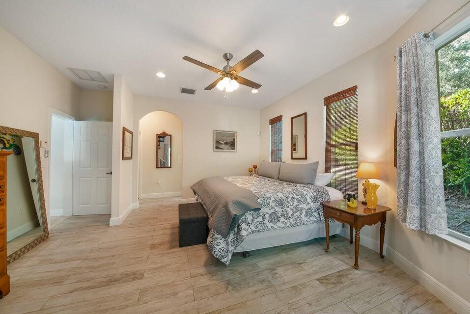 2220 W Pineridge Court, Delray Beach