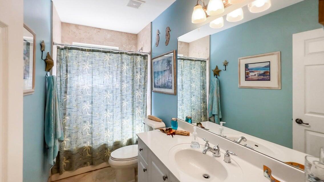 2220 W Pineridge Court, Delray Beach