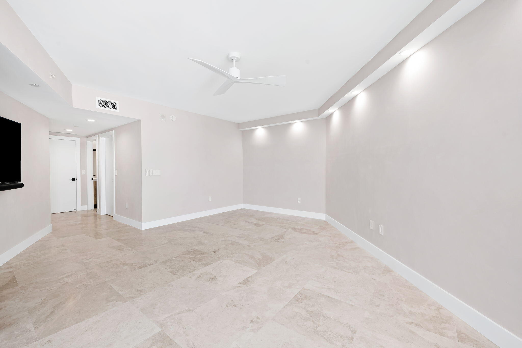 3101 S Ocean Drive 1807, Hollywood Unit: 1807