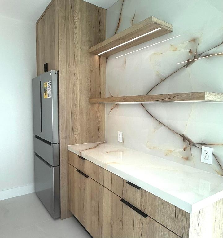 3101 S Ocean Drive 1807, Hollywood Unit: 1807