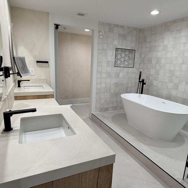 3101 S Ocean Drive 1807, Hollywood Unit: 1807