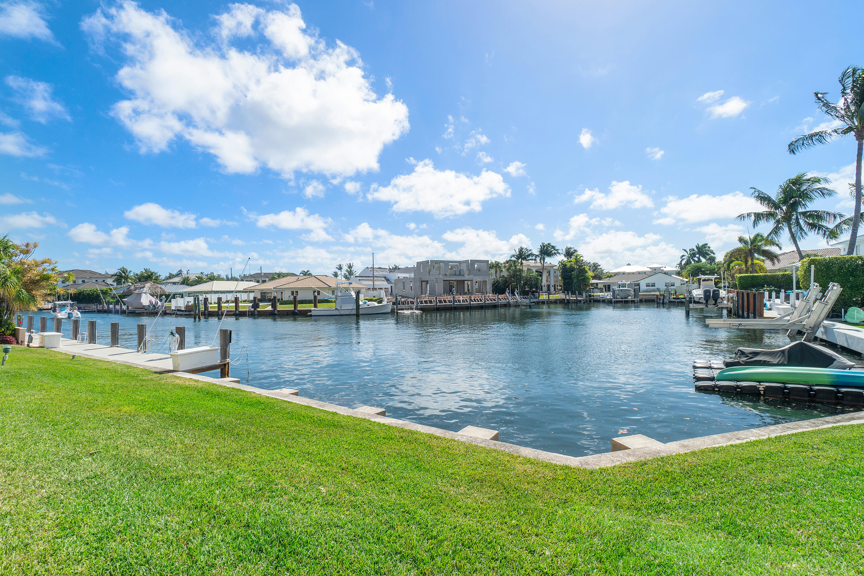 698 NE Spanish River Boulevard 0140, Boca Raton Unit: 0140