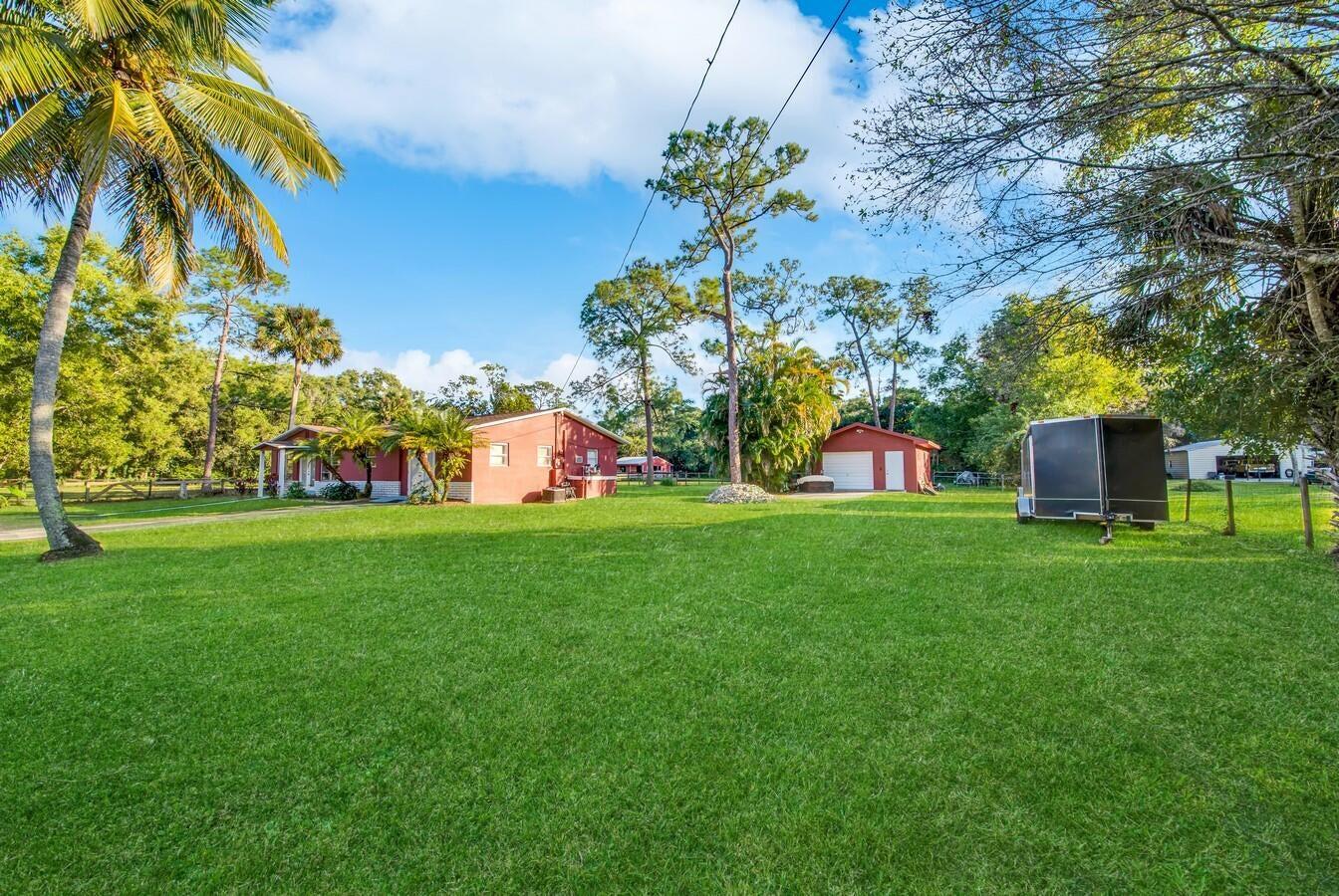 11424 165th Road N
