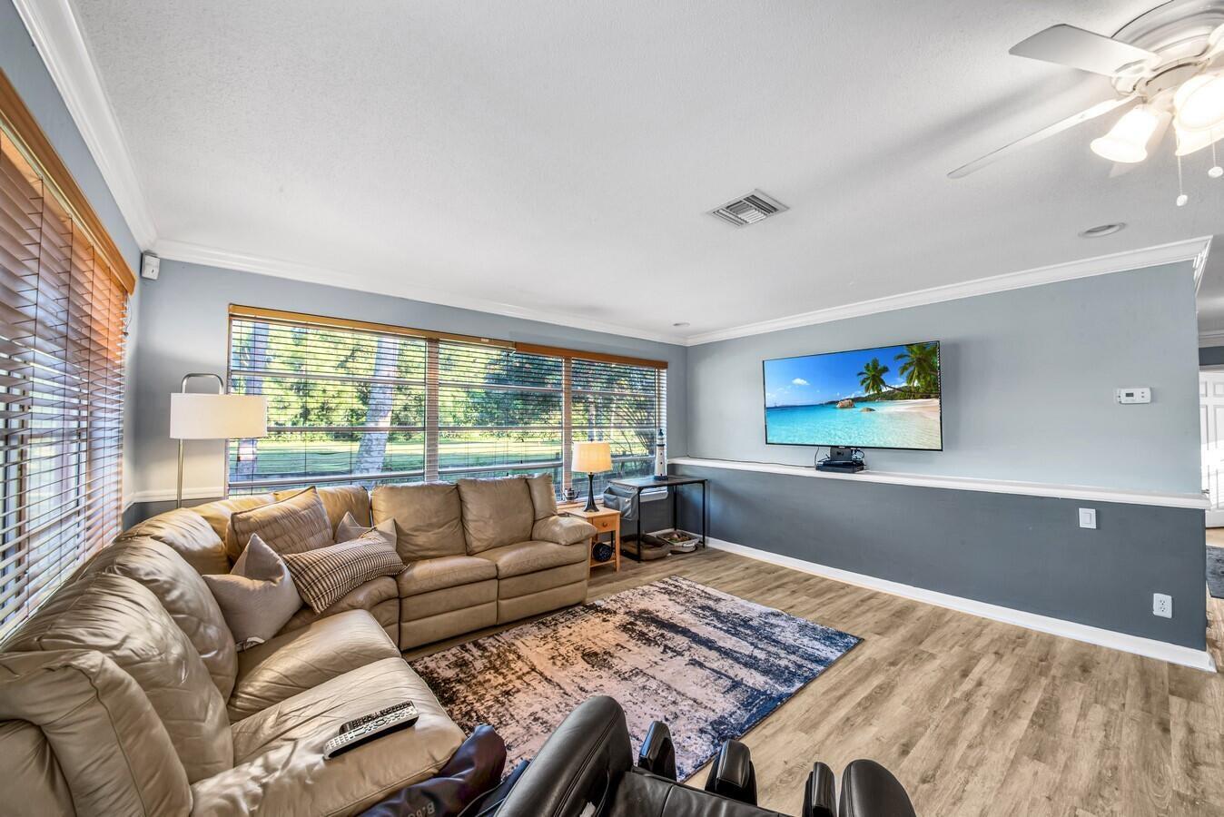 11424 165th Road N