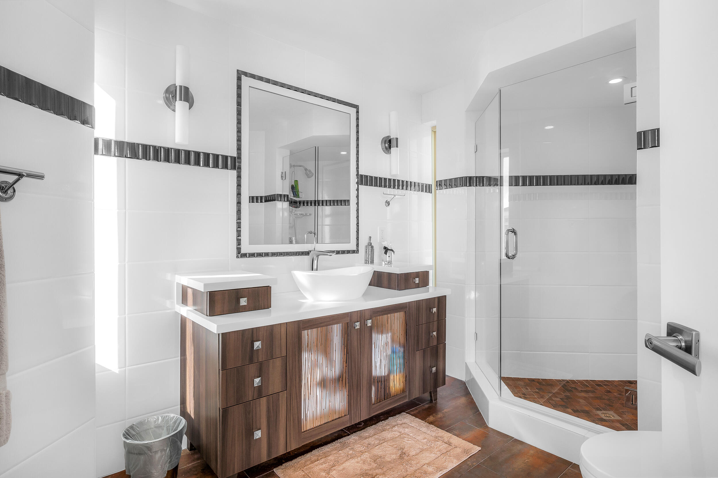 300 SE 5th Avenue 8140