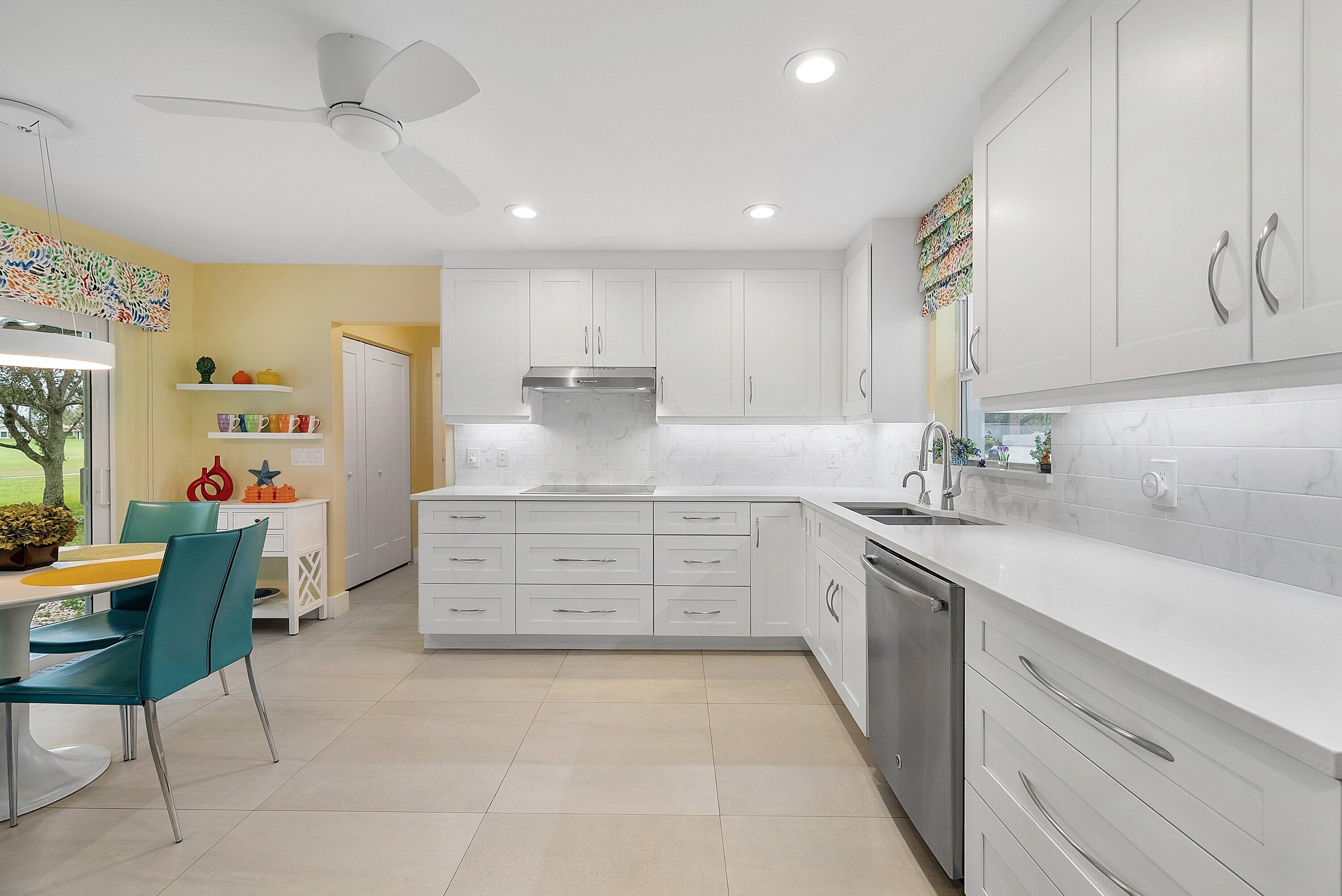 24 Oaks Lane, Boynton Beach