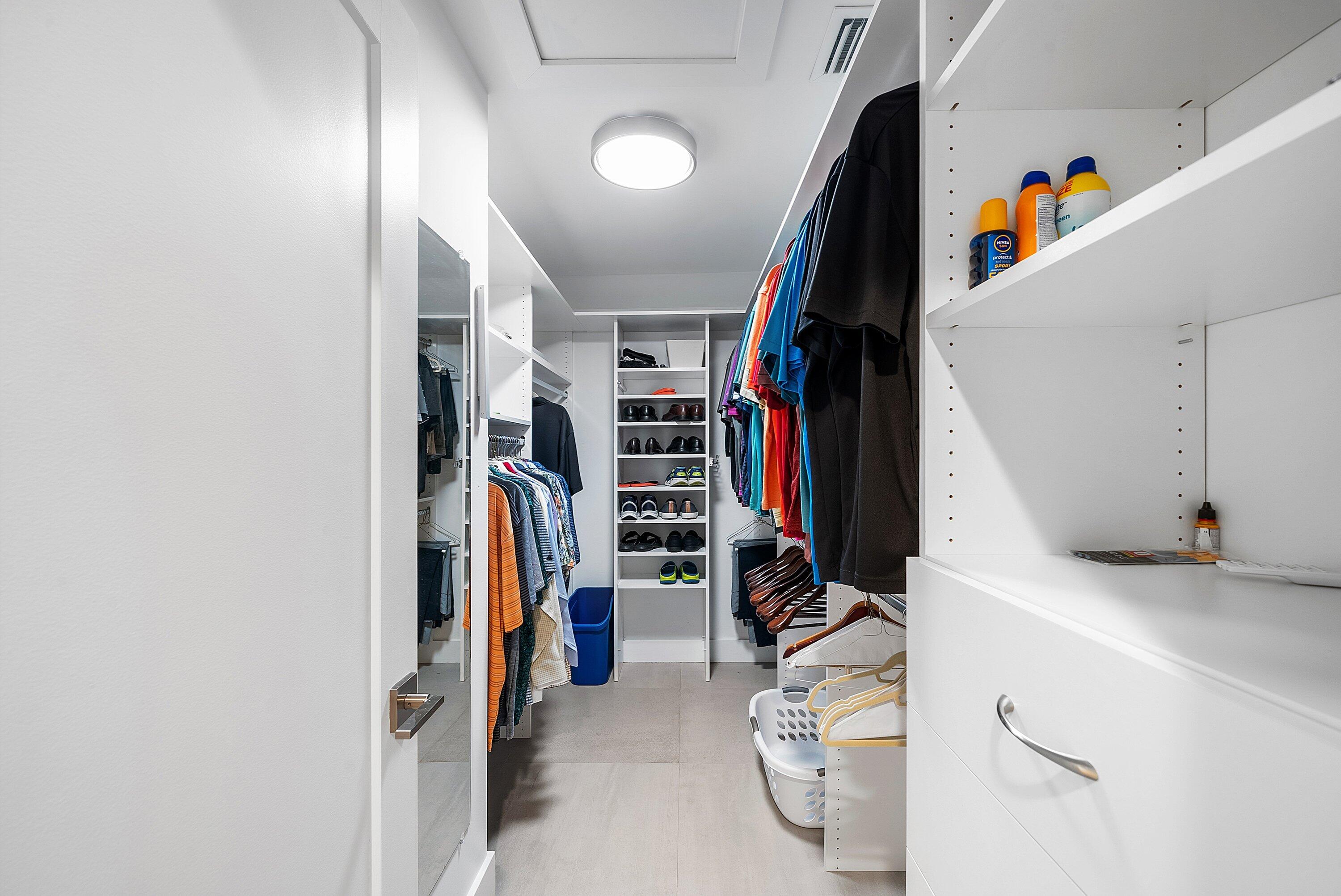 24 Oaks Lane, Boynton Beach