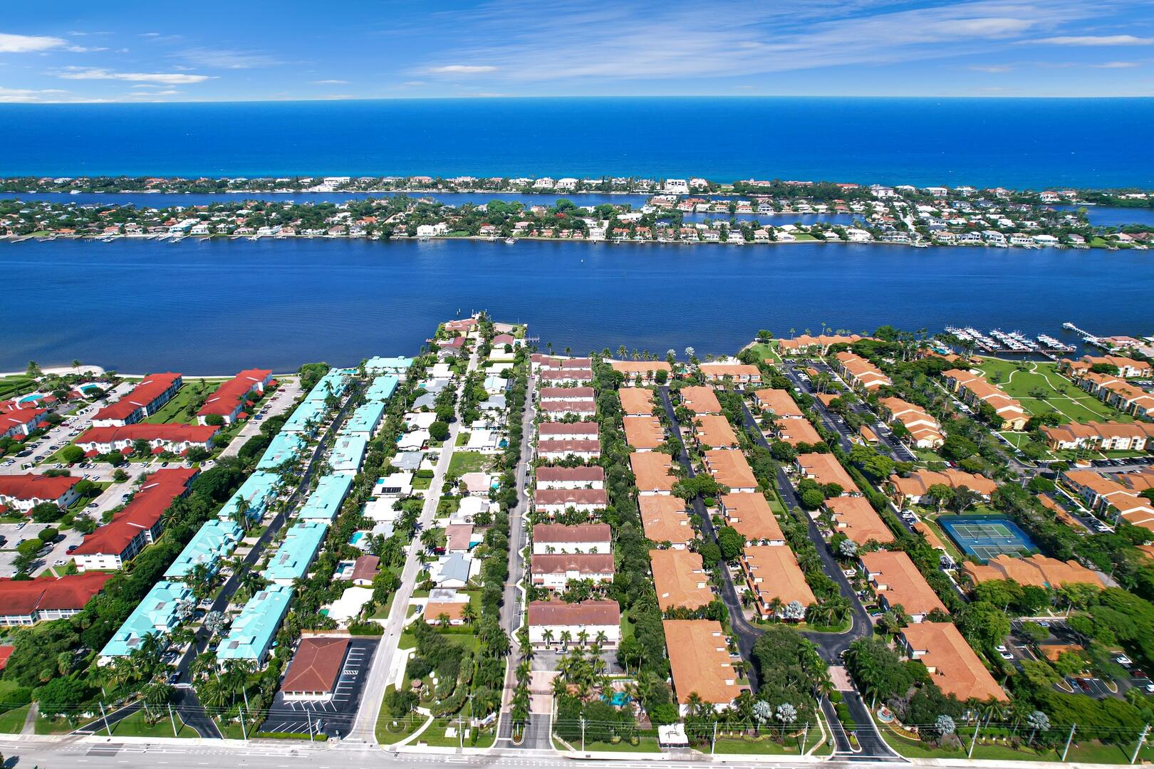126 Ocean Cay Way 27, Hypoluxo Unit: 27