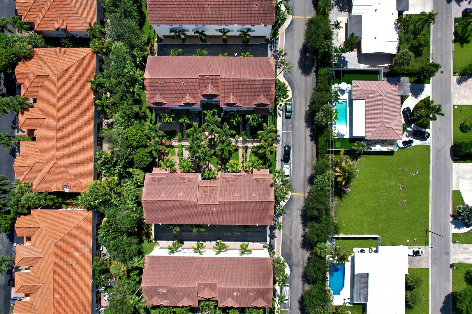 126 Ocean Cay Way 27, Hypoluxo Unit: 27