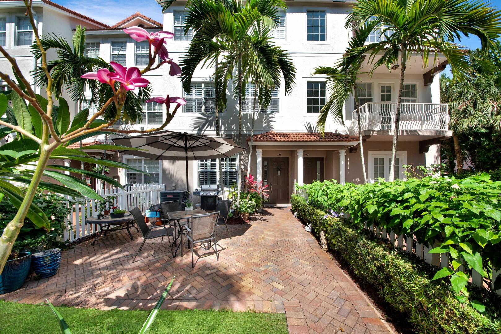 126 Ocean Cay Way 27, Hypoluxo Unit: 27