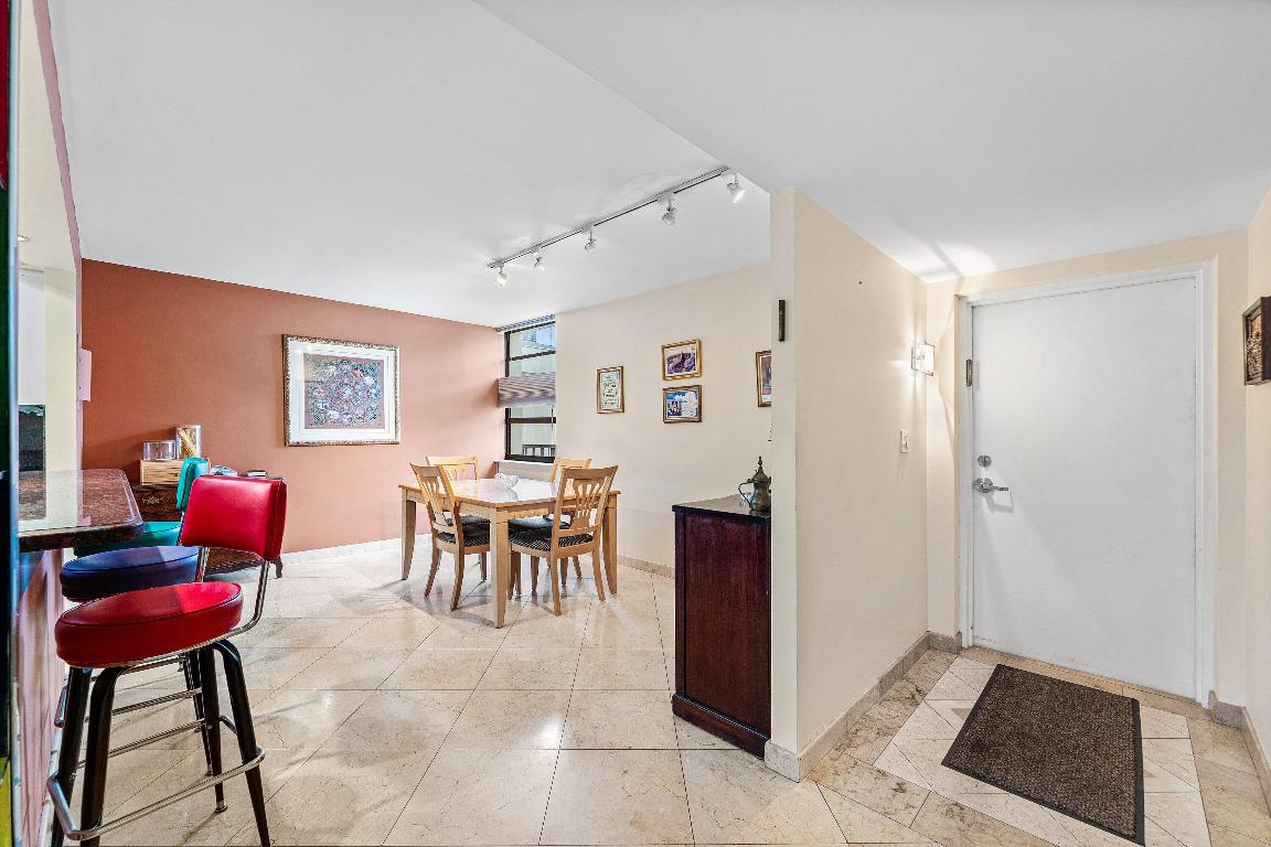 20200 W Country Club Drive Ph-20, Aventura Unit: Ph-20