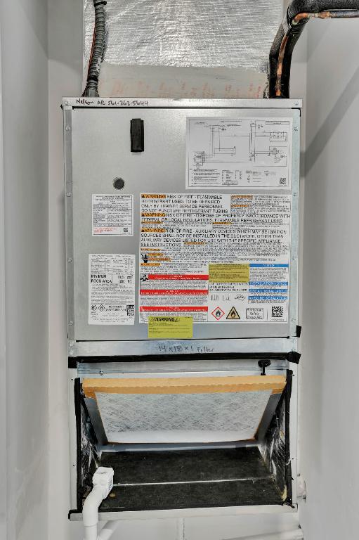 501 Seafarer Circle 204