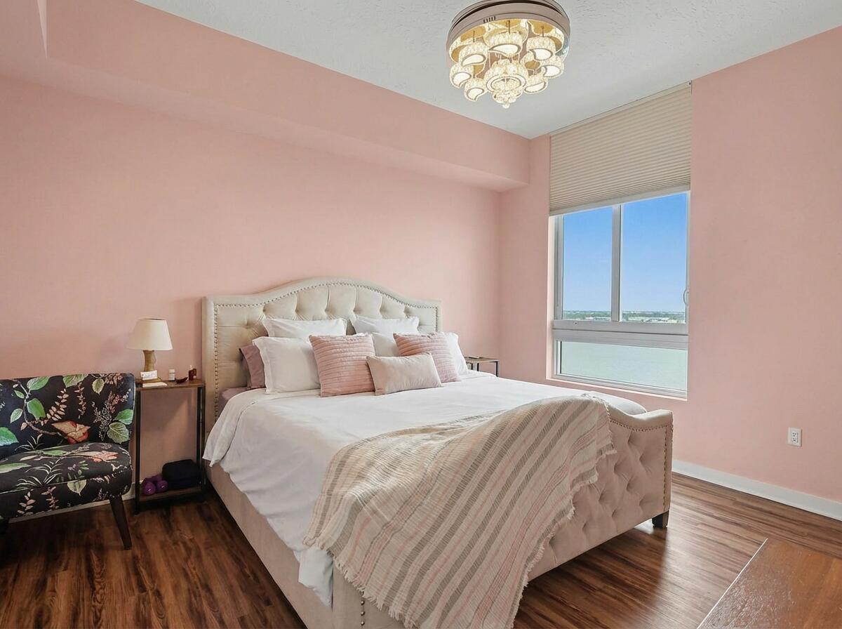 300 S Australian Avenue 1408