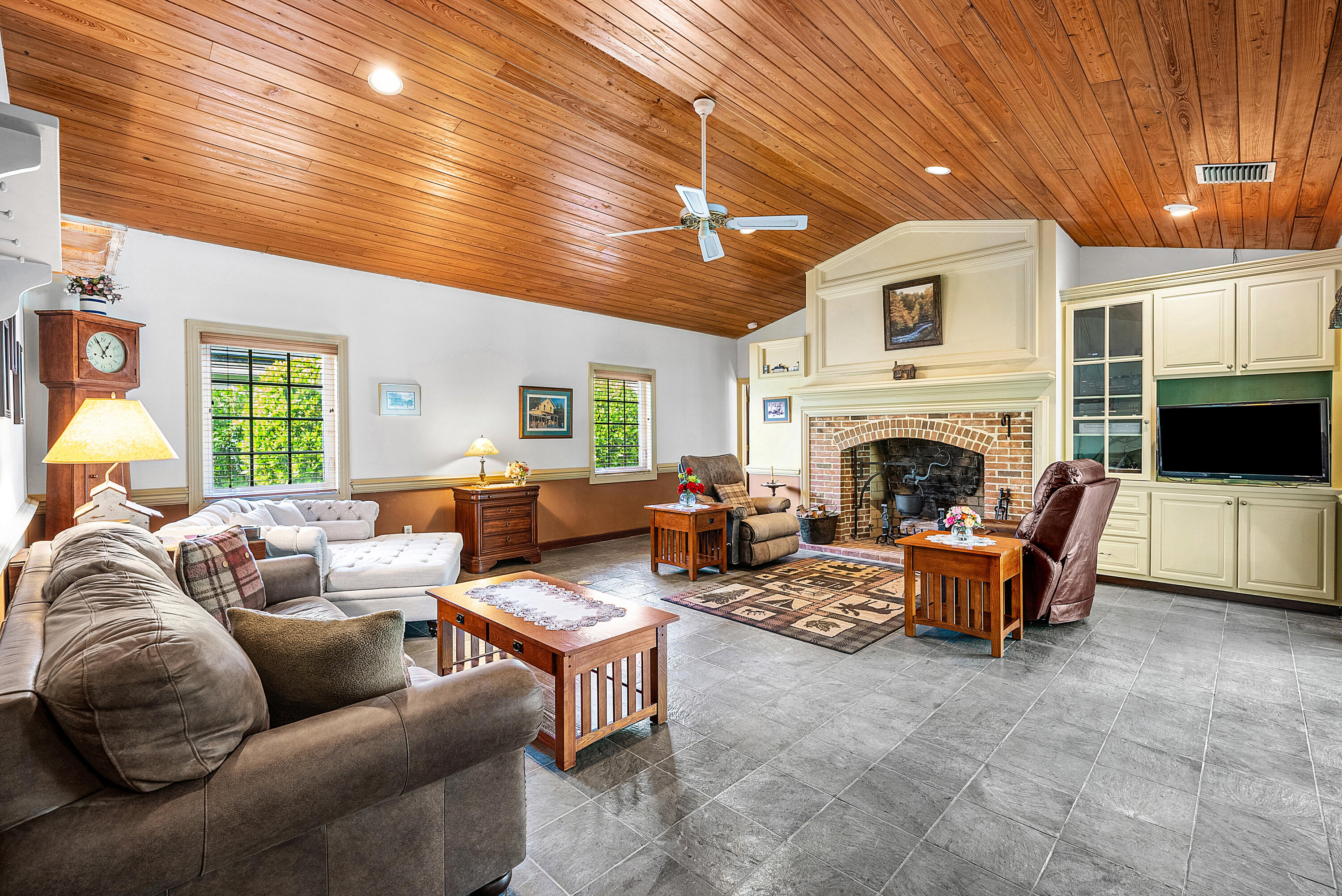 420 Muirfield Drive