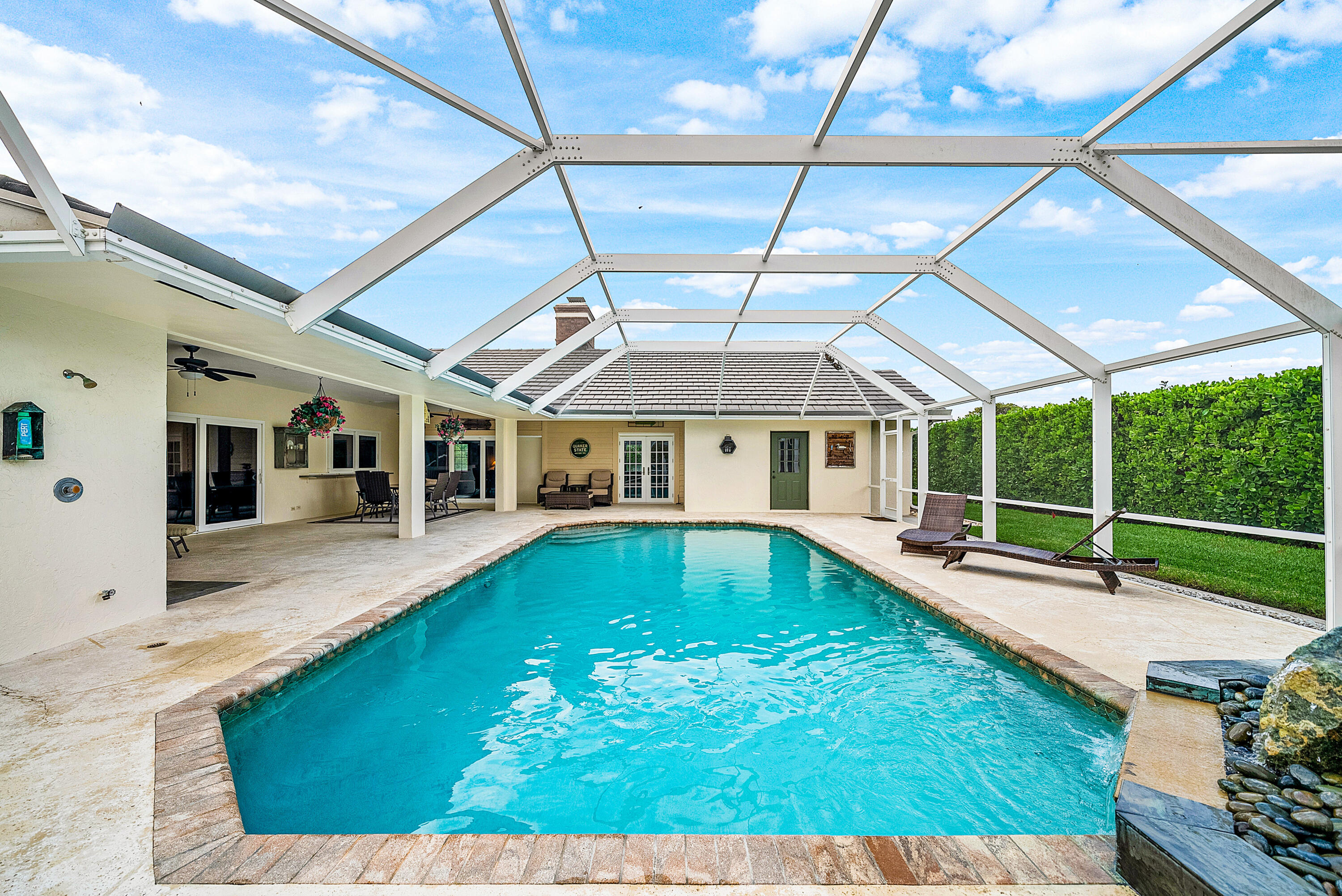 420 Muirfield Drive