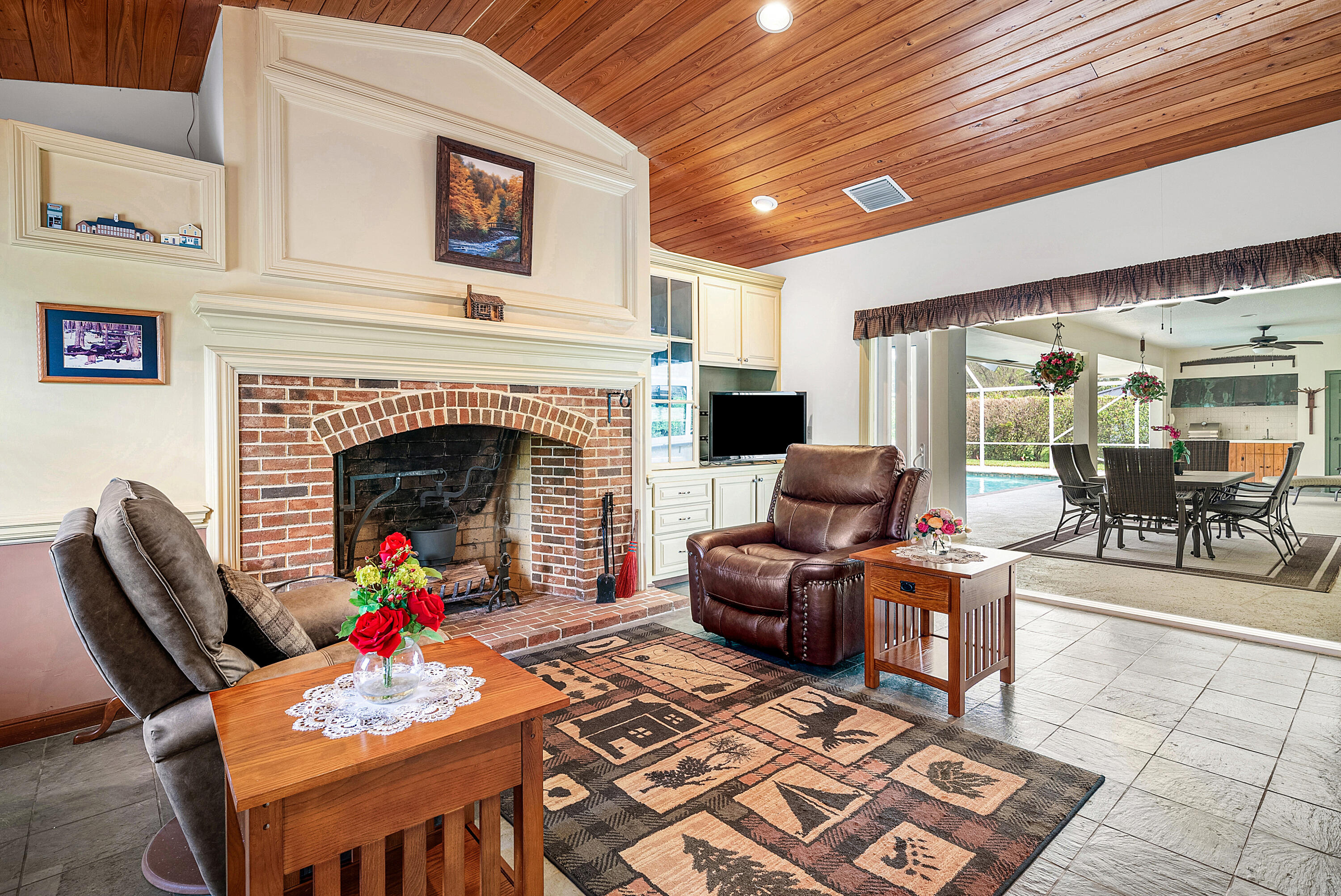 420 Muirfield Drive