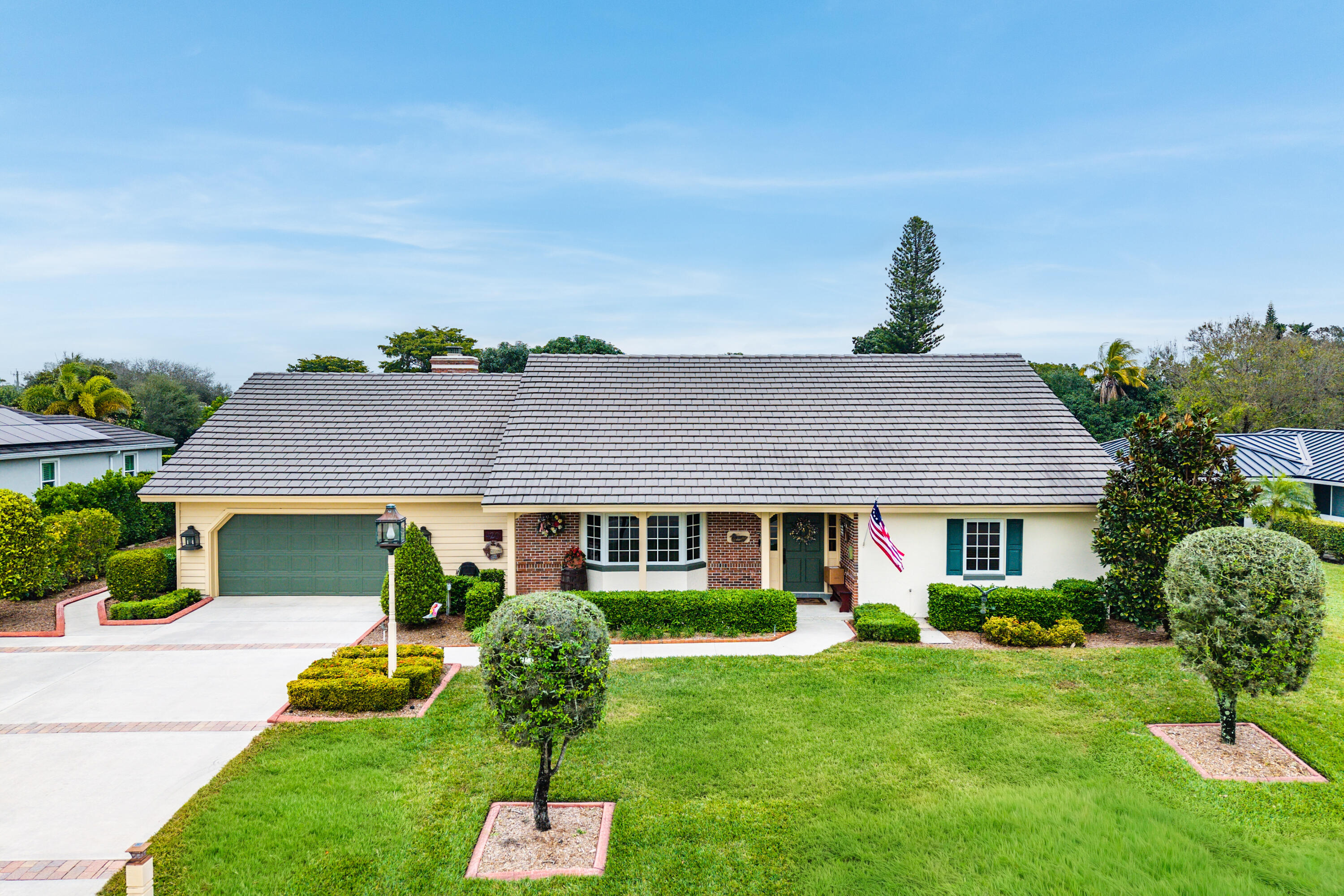 420 Muirfield Drive