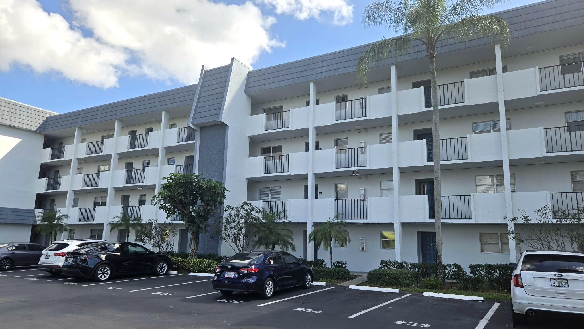 6080 NW 44th Street 214