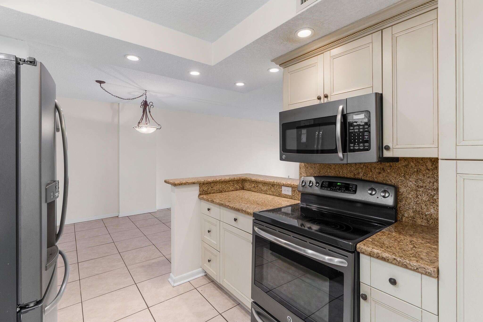 951 De Soto Road 130