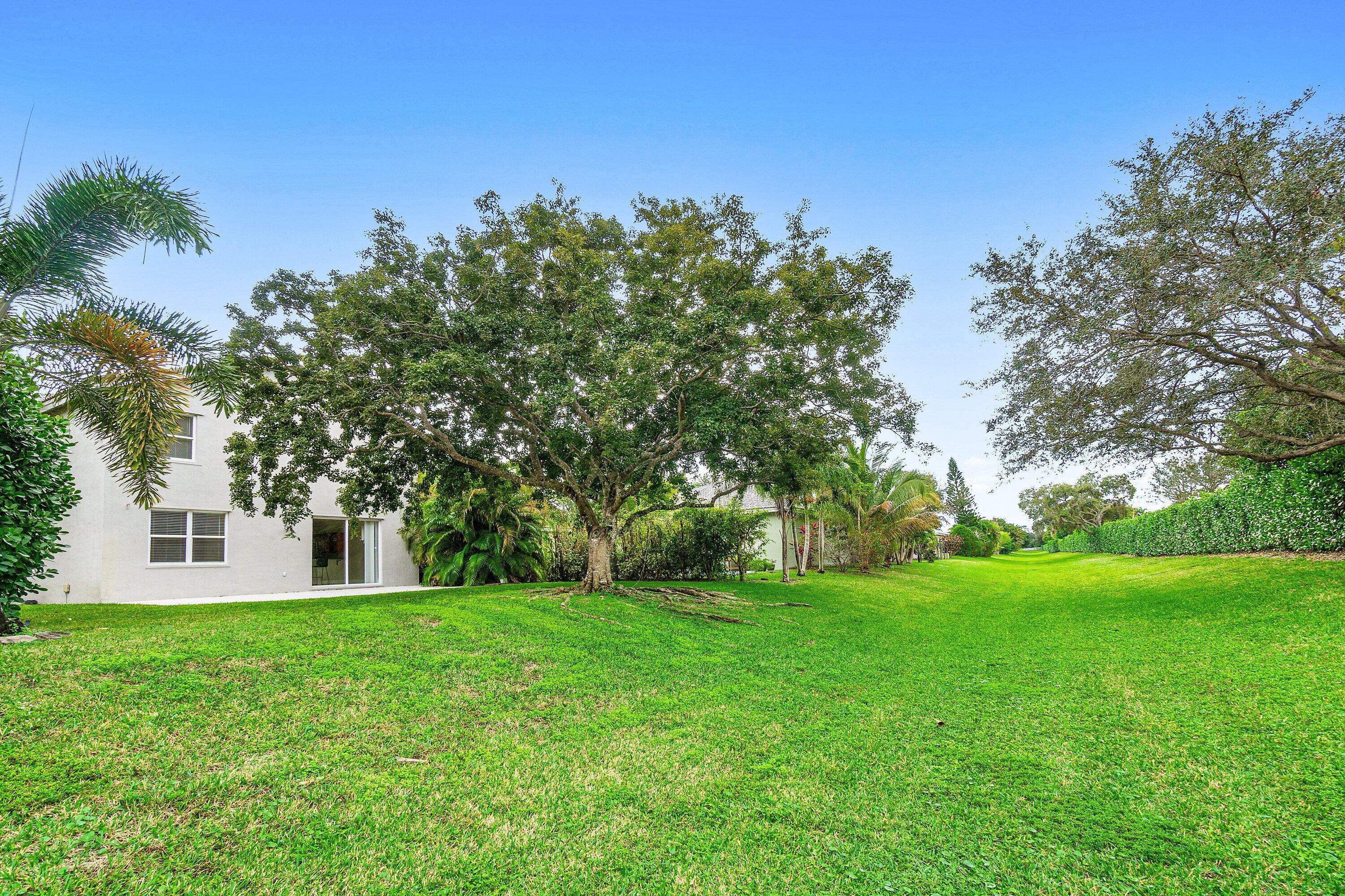 7803 NW 70th Avenue
