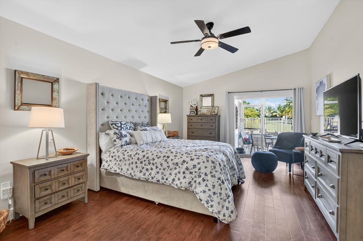 11270 Clover Leaf Circle