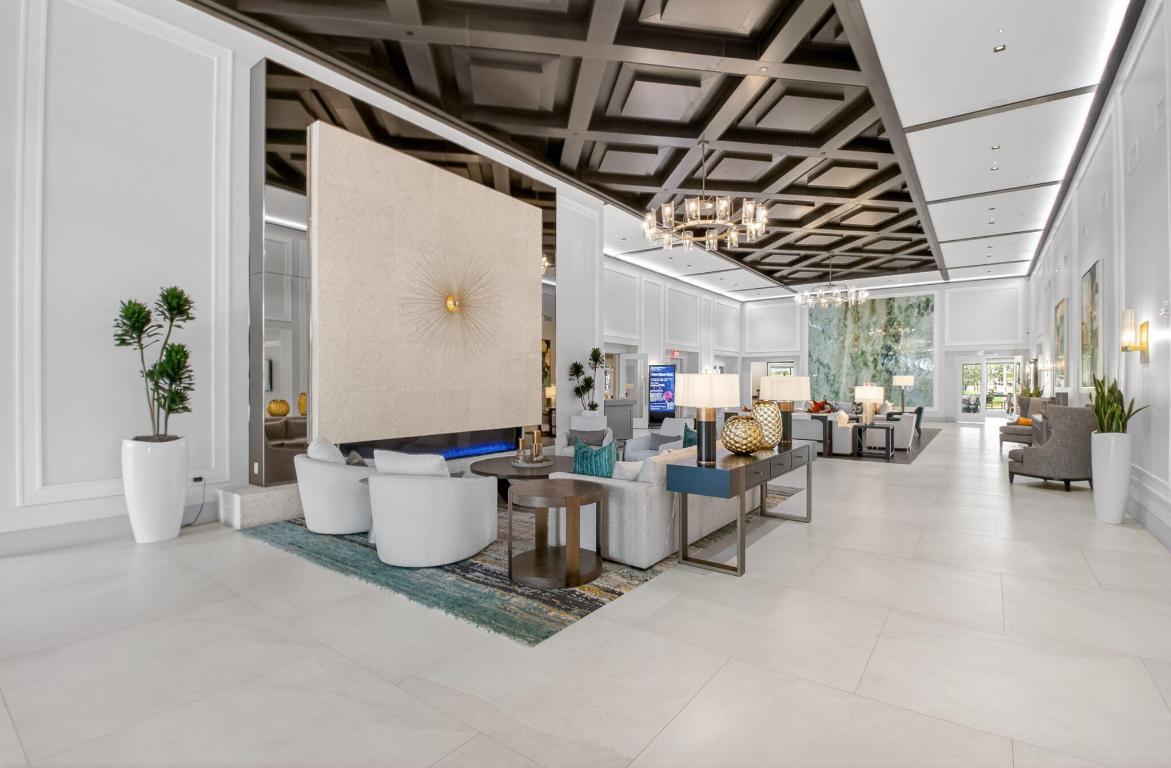 11270 Clover Leaf Circle