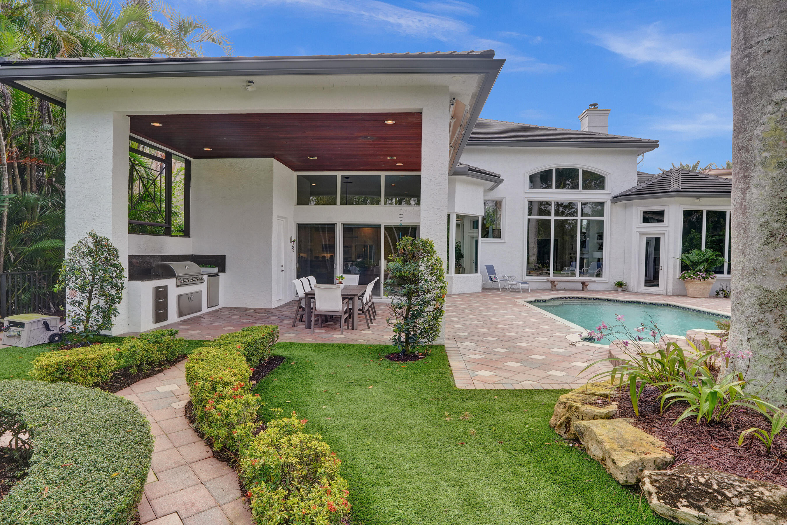 2403 NW 49th Lane