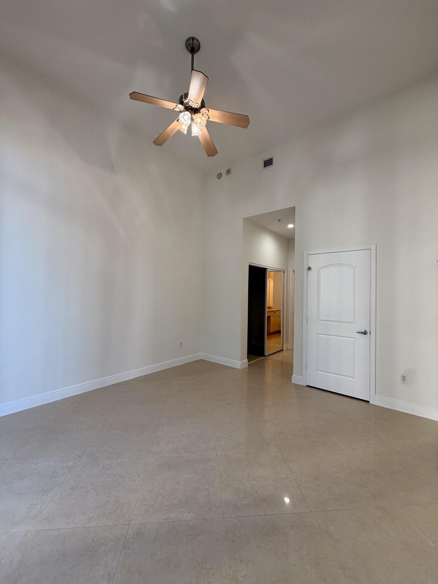 701 S Olive Avenue 315
