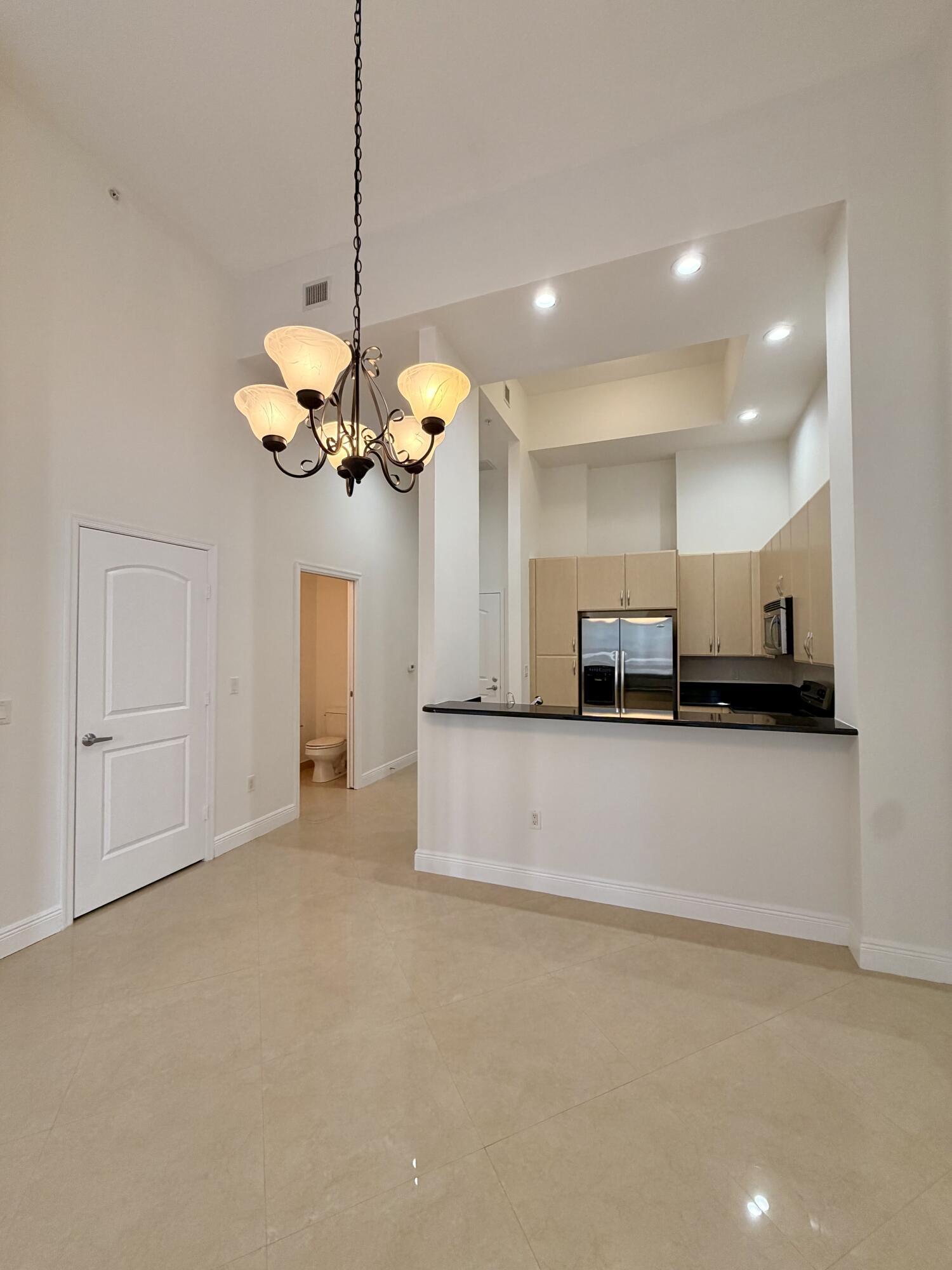 701 S Olive Avenue 315