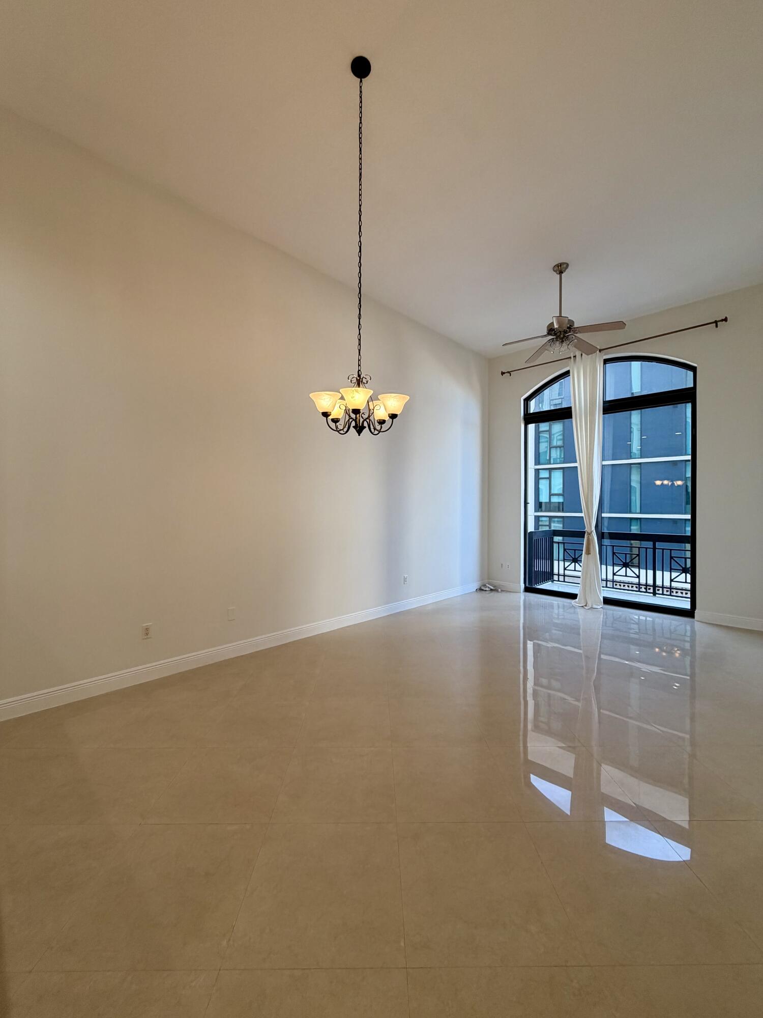 701 S Olive Avenue 315