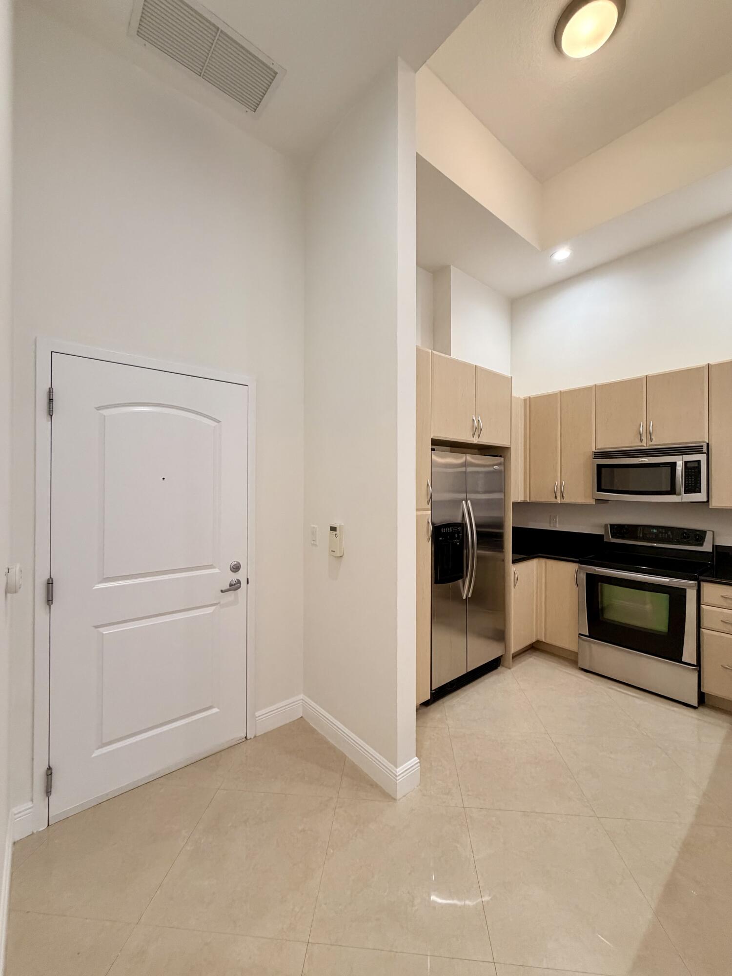 701 S Olive Avenue 315