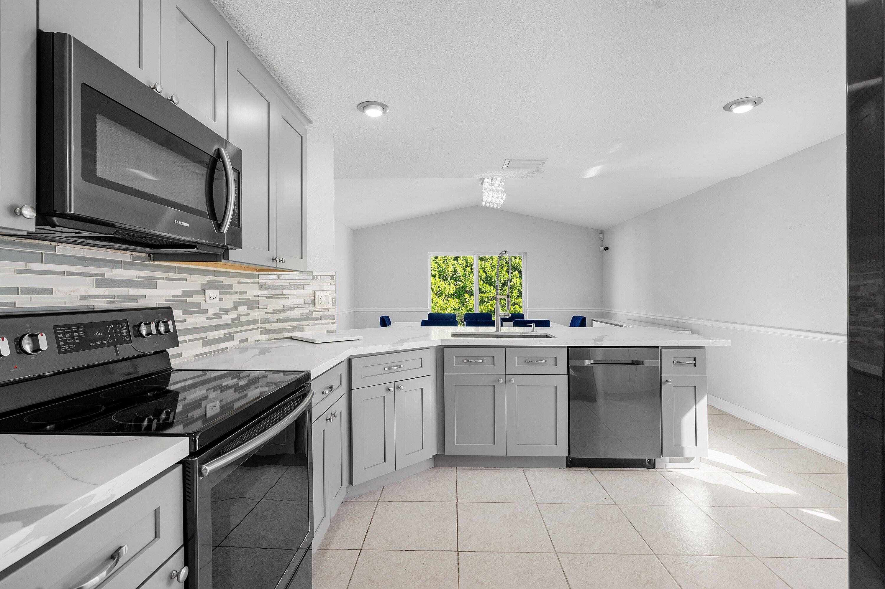 3637 Stratton Lane