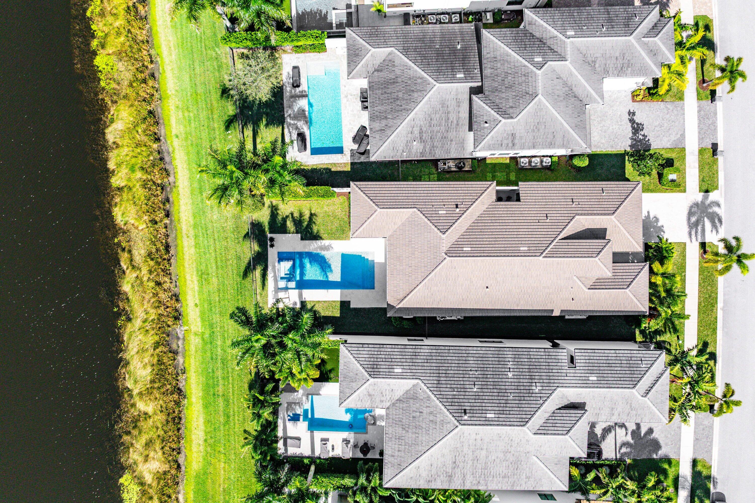 17135 Abruzzo Avenue