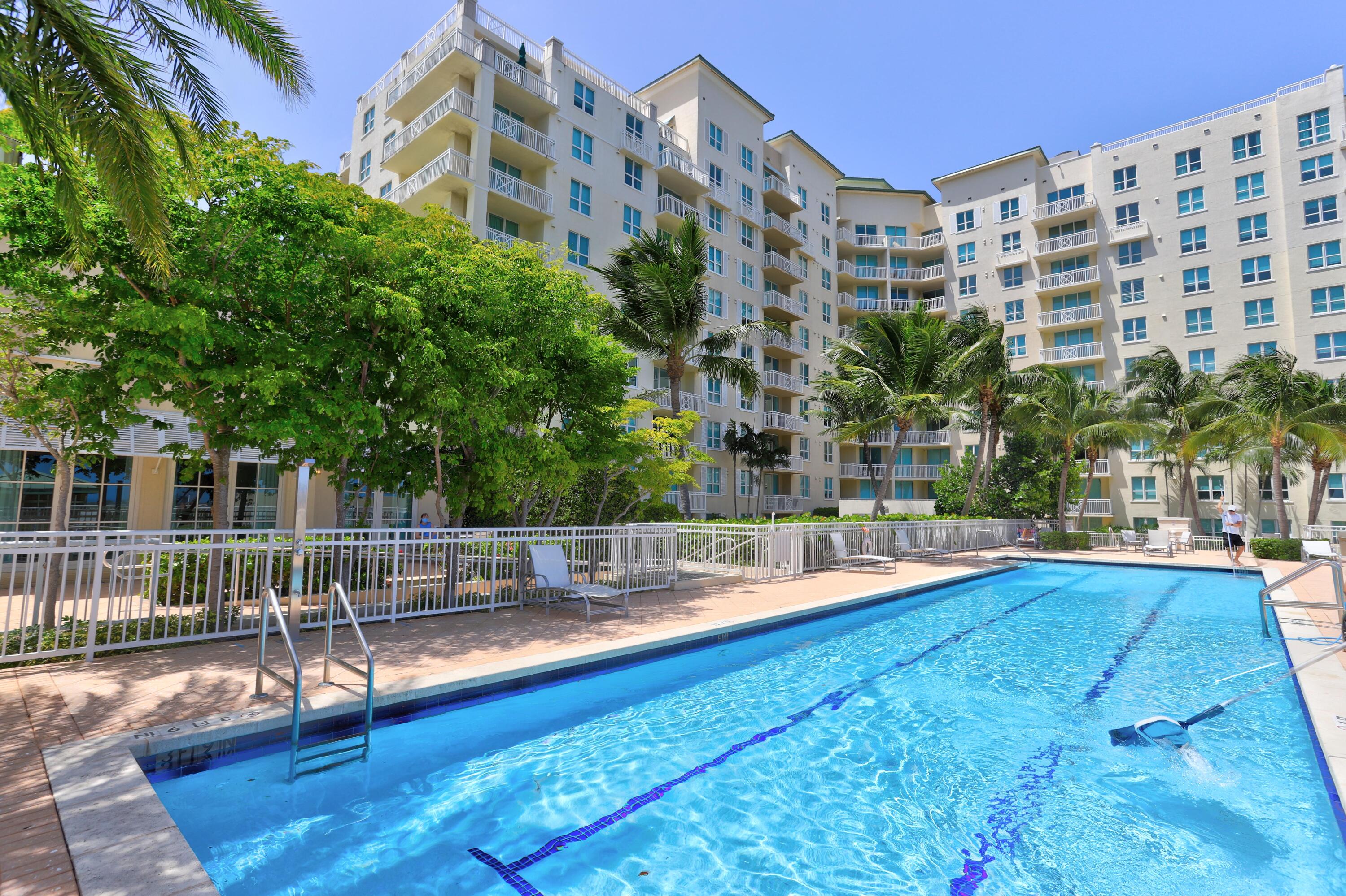 400 N Federal Highway 308n