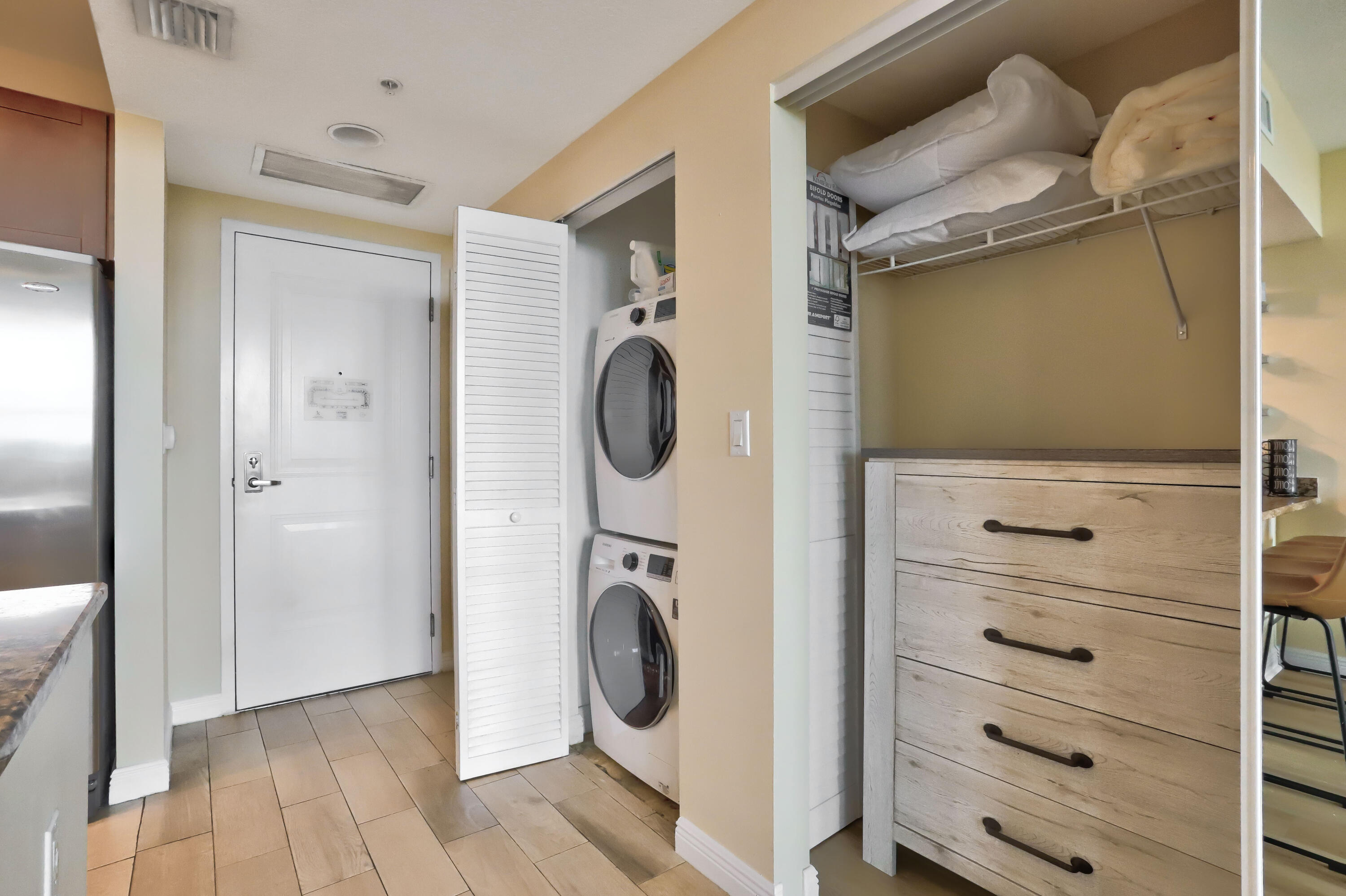 400 N Federal Highway 308n