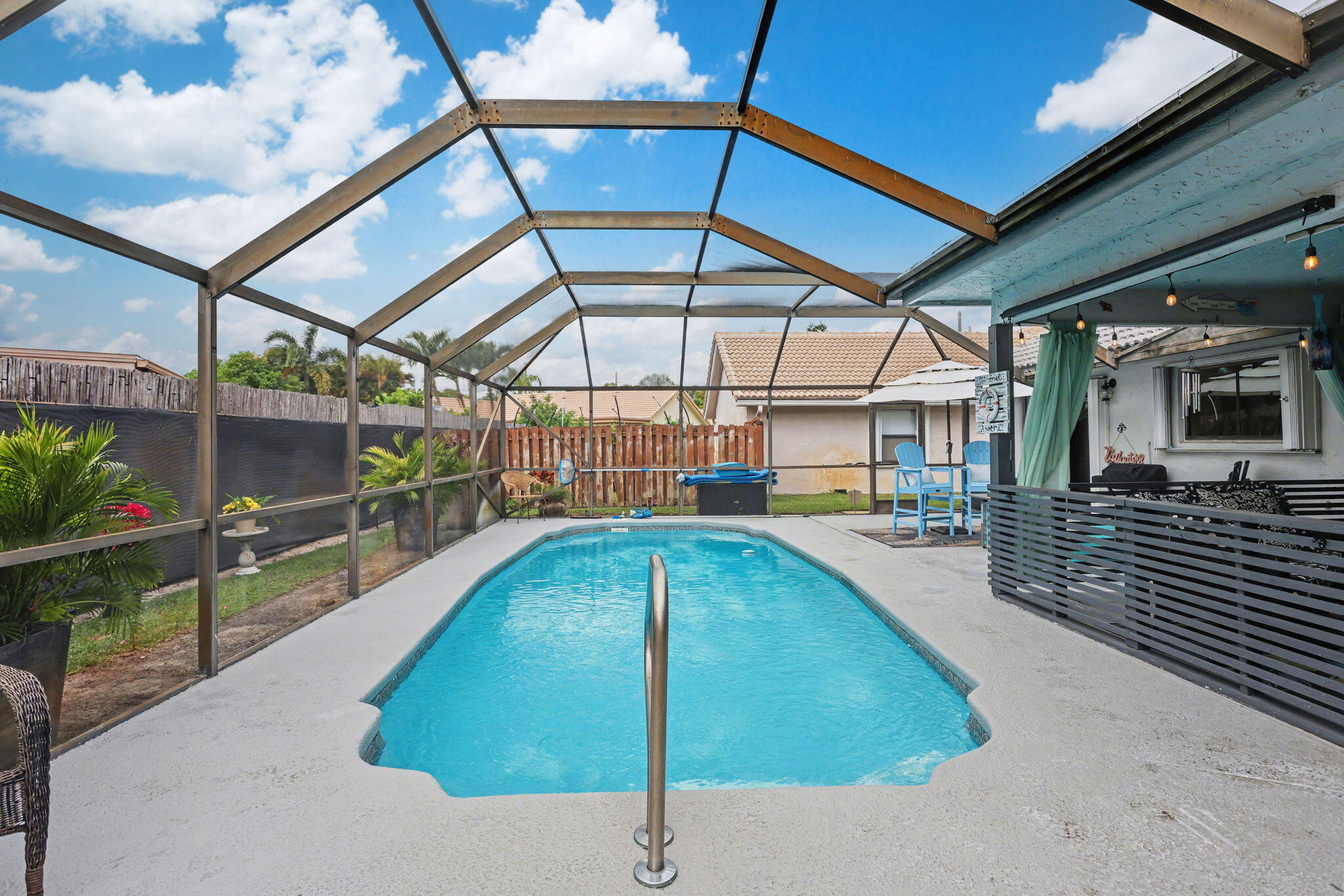 9284 Laurel Green Drive