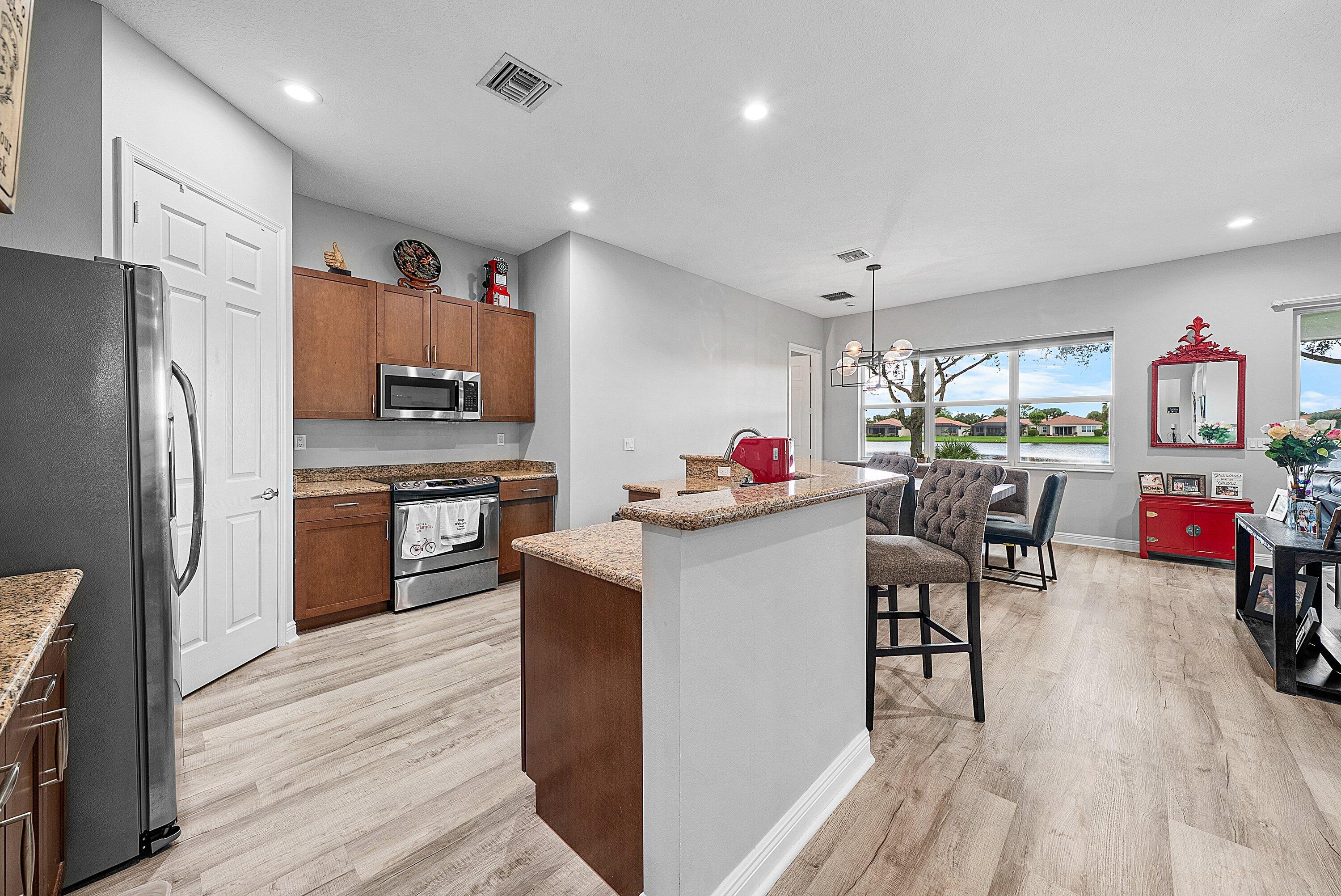 14841 Strand Lane