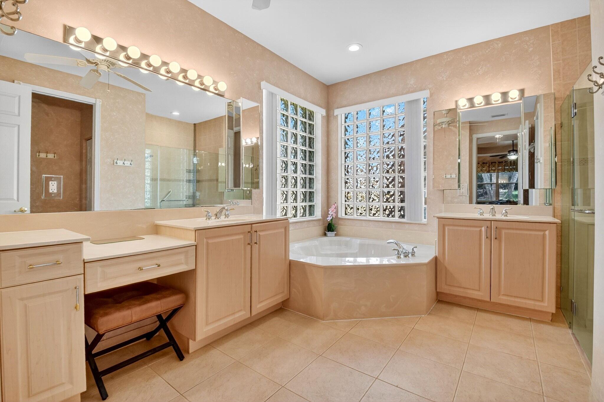 7803 Sundial Harbor Pt.