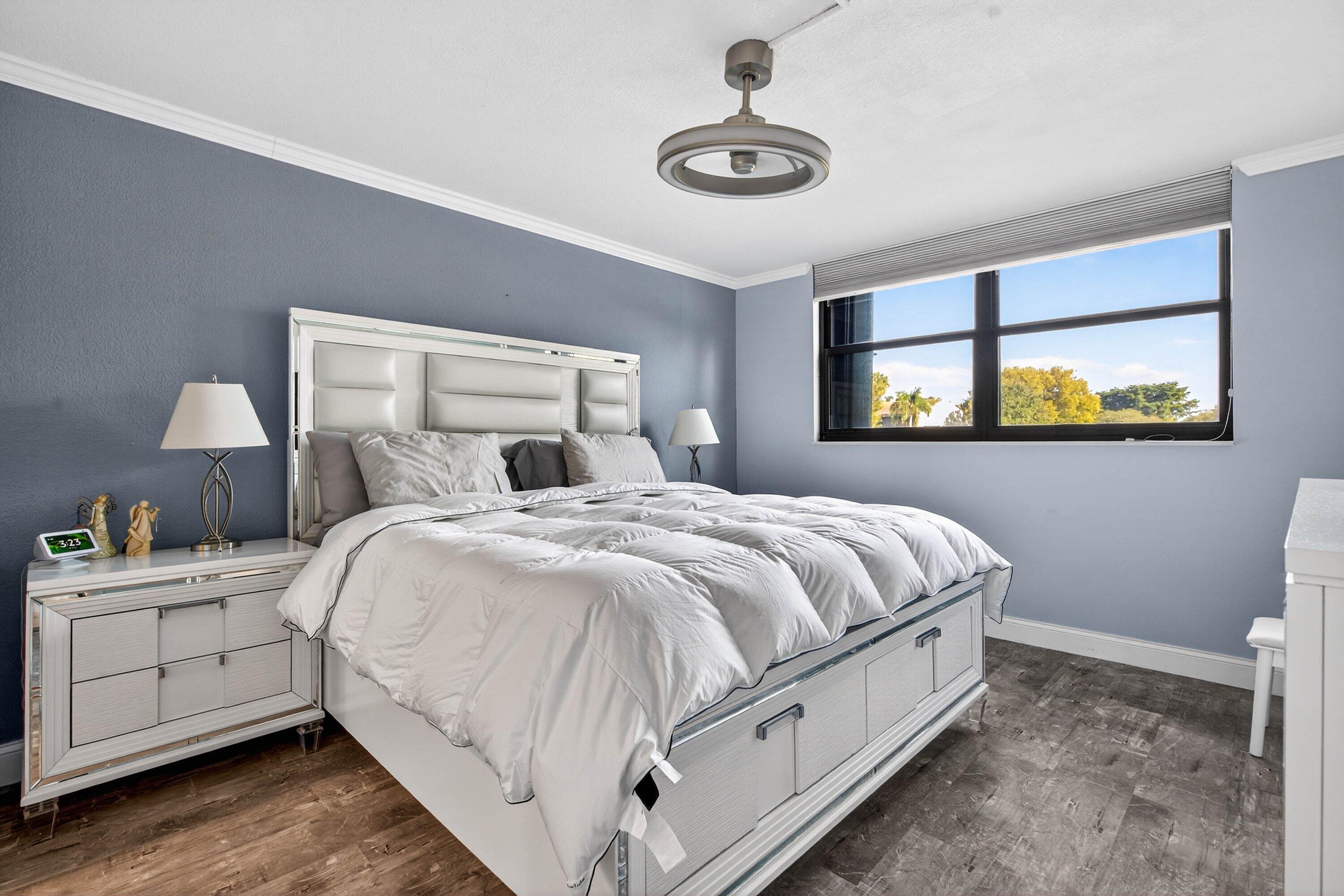 1266 S Military Trail 517