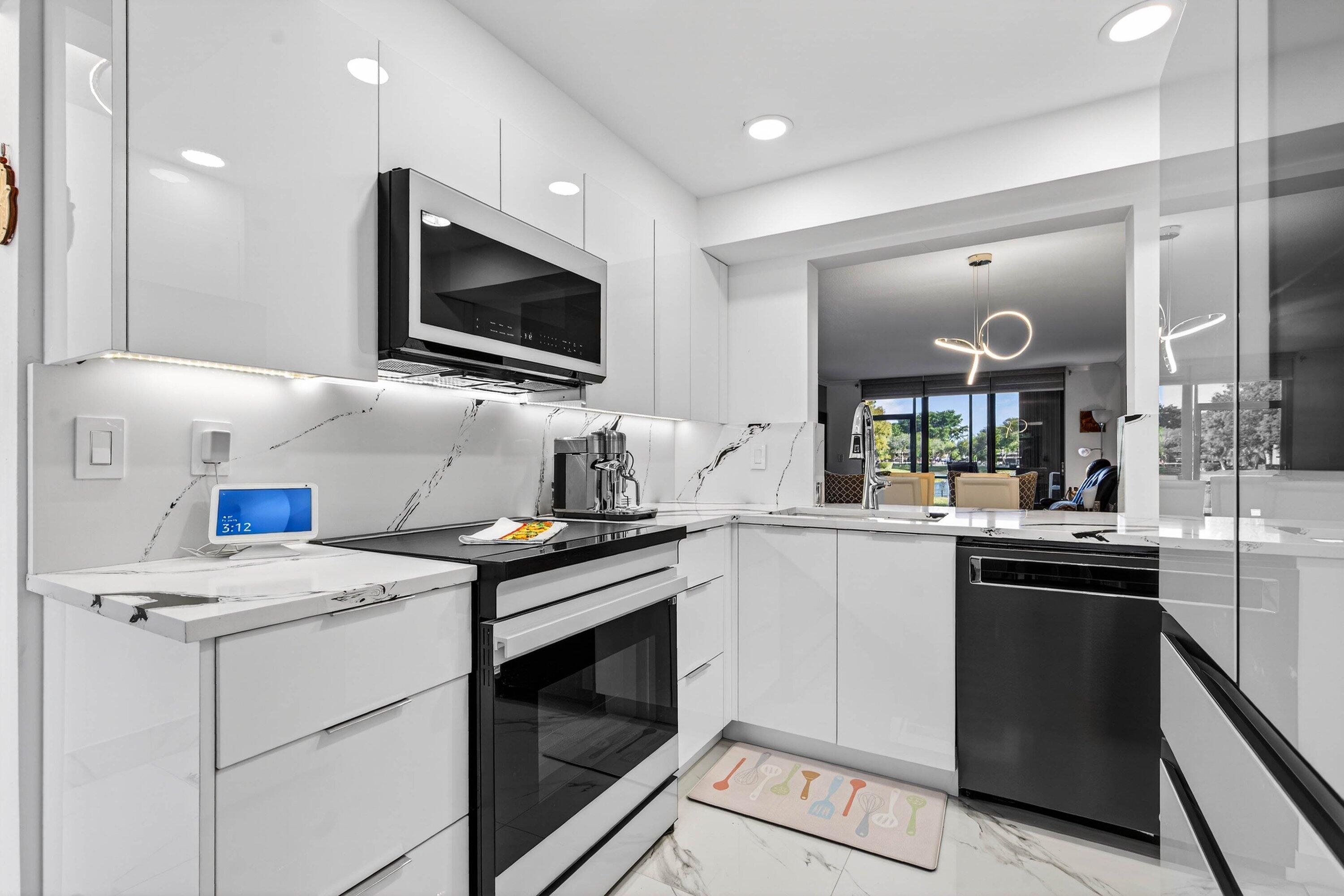 1266 S Military Trail 517